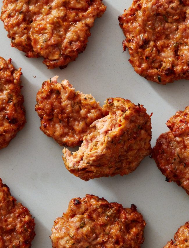 air-fryer-homemade-turkey-sausage3-1653485428